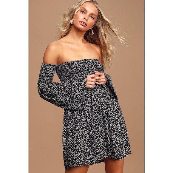 Lulus Picking Daisies Flower print Off-the-Shoulder mini black dress 100%rayon L - Picture 2 of 12